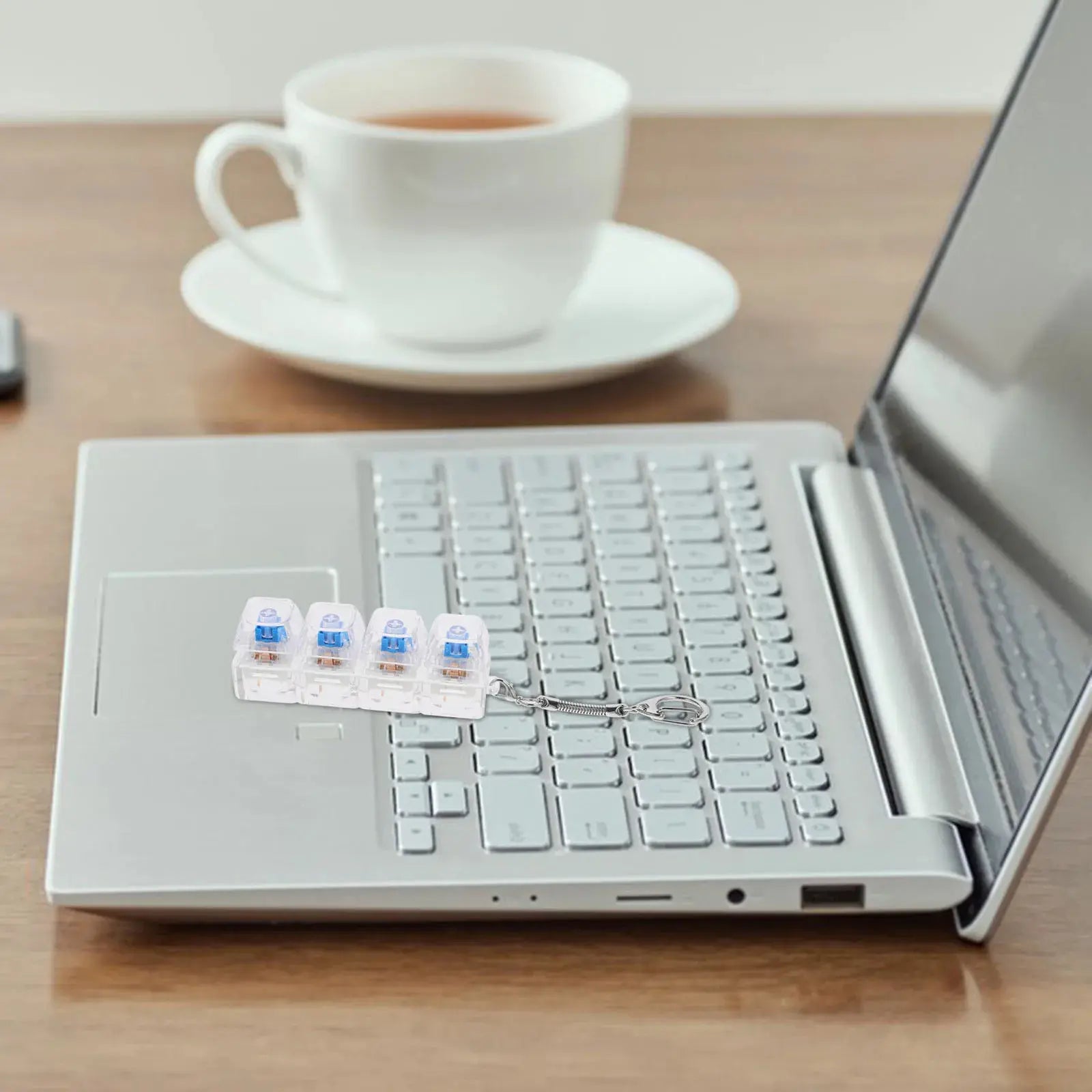 Keyboard Fidget Toy Keychain Fidget Clicker with LED Lights Stress Relief for Anxiety Decompression